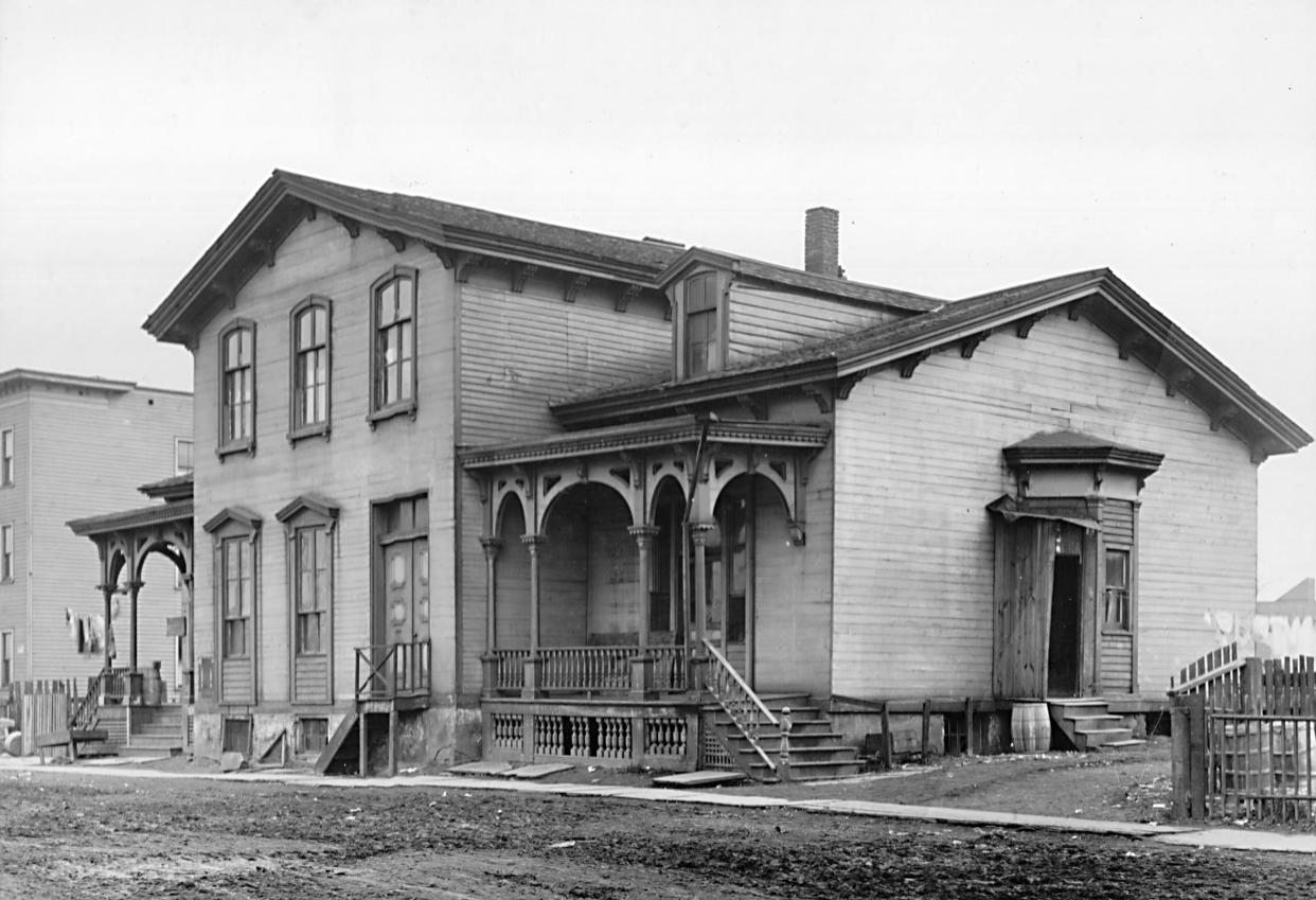 Colonel Benjamin Walker built this white, wooden house in about 1800 on 15 acres in what is now East Utica— in the area of today’s Catherine and Hubbell streets. It was torn down in 1932, but for more than a century it was an elegant mansion where gardens and fruit trees attracted many. The colonel—who died in 1818—served as an aide to Baron Von Steuben and General George Washington during the Revolutionary War.