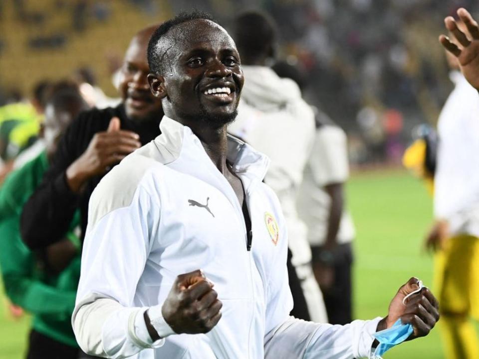 Sadio Mane celebrates Senegal’s victory over Burkina Faso (Getty)