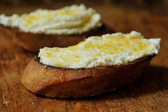 Bruschetta with Ricotta, Honey and Lemon Zest