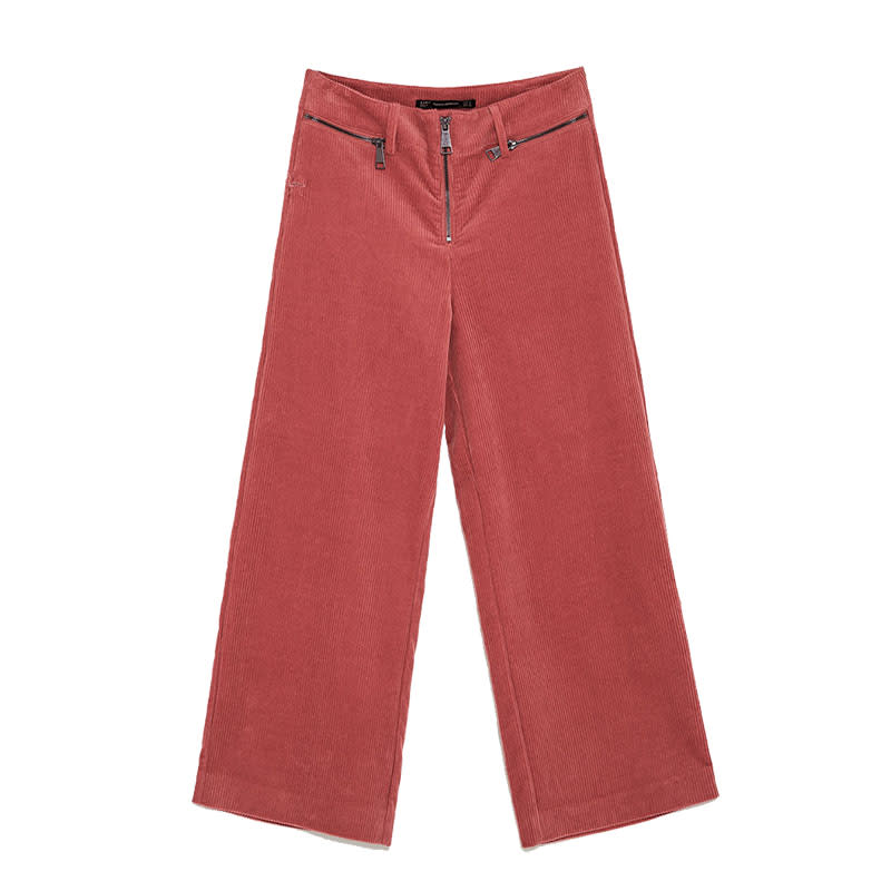 <a rel="nofollow noopener" href="https://www.zara.com/us/en/new-in/editorials/go-rodeo-%7C-trf/collection/corduroy-wide-leg-trousers-c0p5183754.html" target="_blank" data-ylk="slk:Corduroy Wide Leg Trousers, Zara, $40"Our editorial director, Nicky, has me on a corduroy kick, so these will be the perfect pants to transition into cooler weather this season." —Alyson Fishbein, Senior Manager, Social Media;elm:context_link;itc:0;sec:content-canvas" class="link ">Corduroy Wide Leg Trousers, Zara, $40<p>"Our editorial director, Nicky, has me on a corduroy kick, so these will be the perfect pants to transition into cooler weather this season."</p> <p>—<em>Alyson Fishbein, Senior Manager, Social Media</em></p> </a><p> <strong>Related Articles</strong> <ul> <li><a rel="nofollow noopener" href="http://thezoereport.com/fashion/style-tips/box-of-style-ways-to-wear-cape-trend/?utm_source=yahoo&utm_medium=syndication" target="_blank" data-ylk="slk:The Key Styling Piece Your Wardrobe Needs;elm:context_link;itc:0;sec:content-canvas" class="link ">The Key Styling Piece Your Wardrobe Needs</a></li><li><a rel="nofollow noopener" href="http://thezoereport.com/living/relationships/best-way-to-break-up-with-someone-study/?utm_source=yahoo&utm_medium=syndication" target="_blank" data-ylk="slk:This Is The Best Way To Break Up With Someone, According To Science;elm:context_link;itc:0;sec:content-canvas" class="link ">This Is The Best Way To Break Up With Someone, According To Science</a></li><li><a rel="nofollow noopener" href="http://thezoereport.com/beauty/celebrity-beauty/chrissy-teigen-makeup-routine-video/?utm_source=yahoo&utm_medium=syndication" target="_blank" data-ylk="slk:This Is What Chrissy Teigen's Entire Makeup Routine Looks Like;elm:context_link;itc:0;sec:content-canvas" class="link ">This Is What Chrissy Teigen's Entire Makeup Routine Looks Like</a></li> </ul> </p>