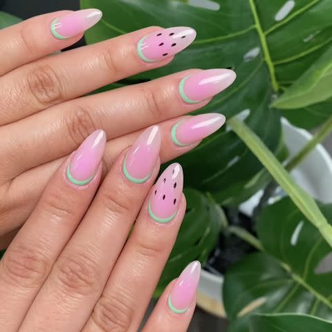 <p><a href="https://www.instagram.com/p/Cr6LTVarCEs/" data-component="link" data-source="inlineLink" data-type="externalLink" data-ordinal="1">@nylove_nail</a> / Instagram</p>