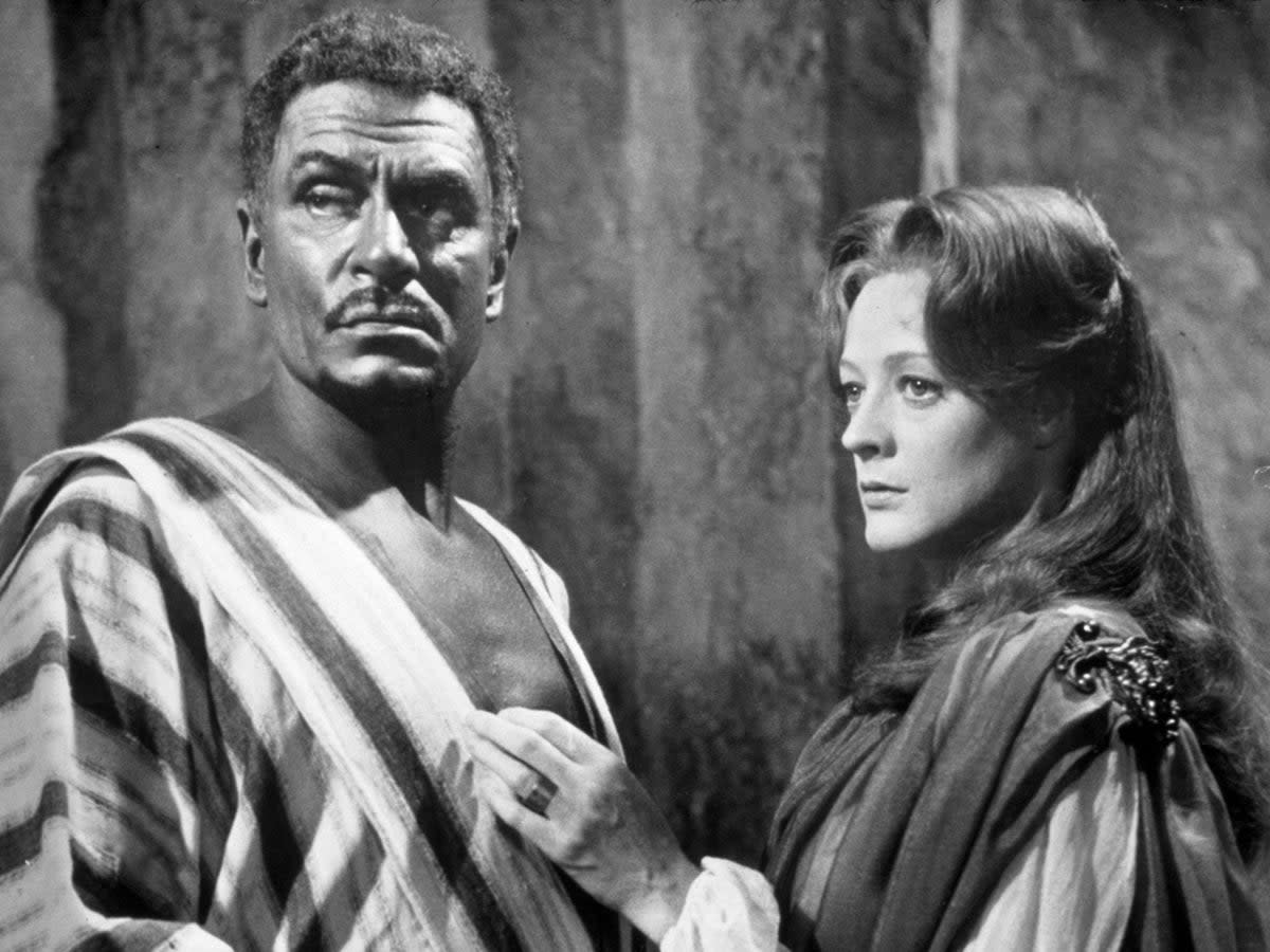 Laurence Olivier and Maggie Smith as the Moor and Desdemona in John Dexter's 1964 Othello (Snap/Rex/Shutterstock)
