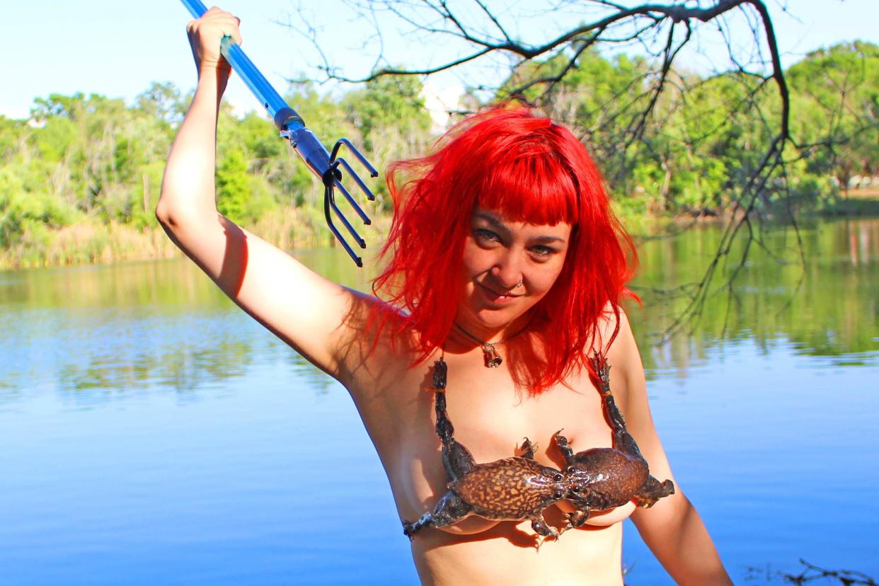 One day Fabiana LeFleur&nbsp;decided to use all parts of the frogs she hunted. (Photo: Ana LaFleur)