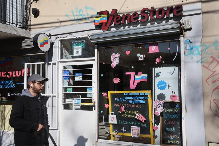 El local VeneStore, que atiende el venezolano Mauricio Pérez