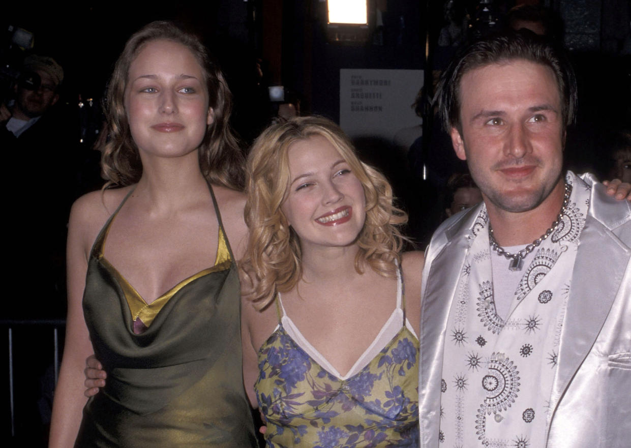 Drew Barrymore siguió un consejo esencial que la ayudó a crecer en Hollywood cuando rodó 'Jamás besada'. (Foto de Ron Galella, Ltd./Ron Galella Collection via Getty Images)