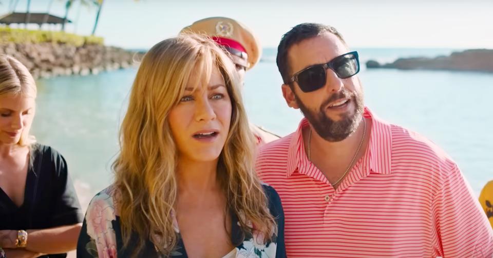 Murder Mystery 2, de izquierda a derecha: Jennifer Aniston, Adam Sandler, 2023. © Netflix / Cortesía de Everett Collection