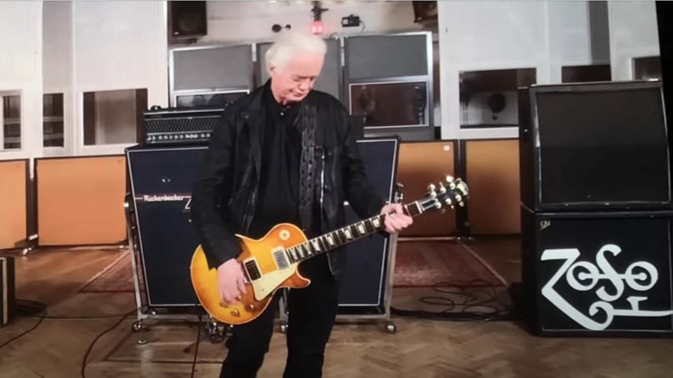  Jimmy Page plays his 1959 Gibson Les Paul Standard at The Met in NYC, 2019 