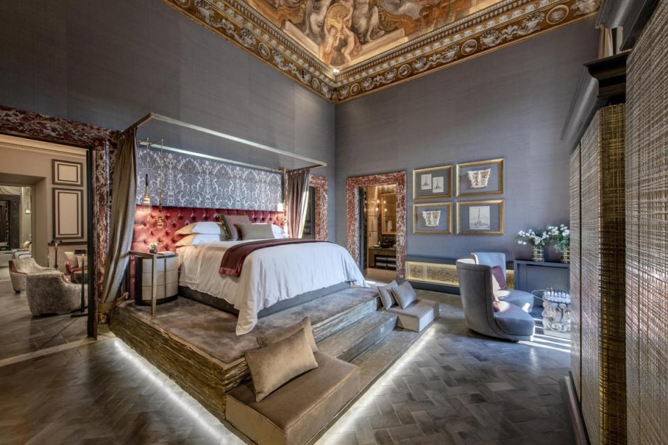 San Lorenzo City Lodge: The opulent Pope bedroom (Giovanni De Sandre/San Lorenzo City Lodges)