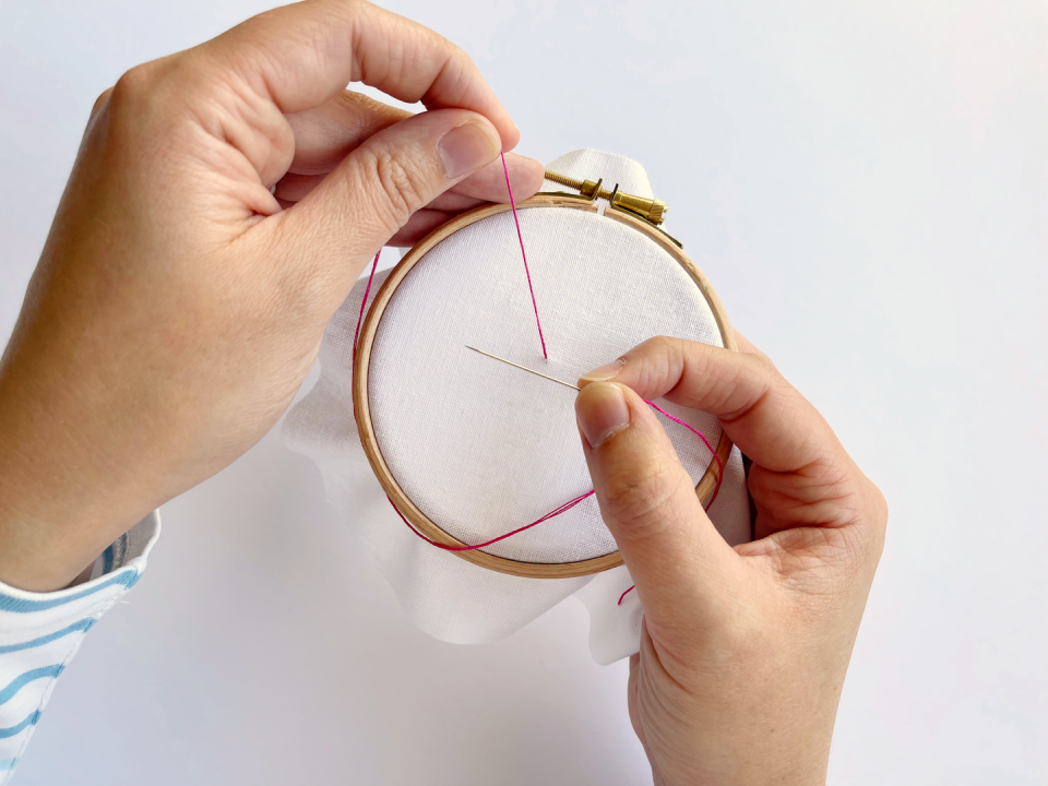 how to do embroidery stitches, french knot