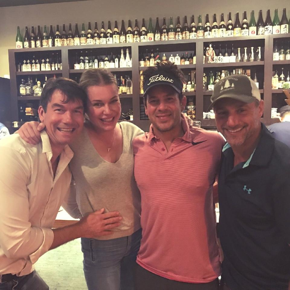 While Jerry O’Connell and Rebecca Romijn celebrated their 10th anniversary, her <em>Librarians</em> co-star Christian Kane, in pink, crashed their dinner. (Photo: Jerry O’Connell)