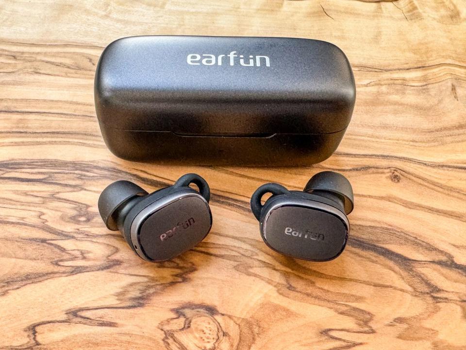 earfun free pro 3 wireless earbuds and charging case