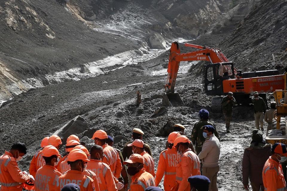 Rescue operations underway at Tapovan Tunnel, after a glacier broke off in Joshimath causing a massive flood in the Dhauli Ganga river, in Chamoli district of Uttarakhand on 9 February 2021. (Photo by Stringer/Anadolu Agency via Getty Images)