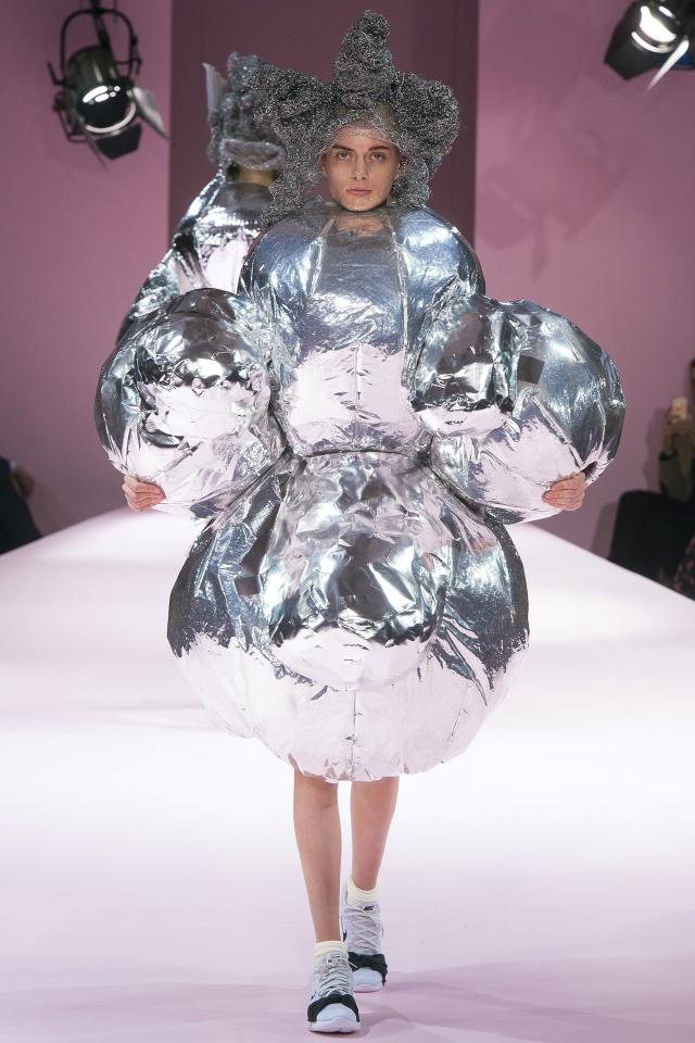 Les Incroyables  Fantasy fashion, Christian dior haute couture, John  galliano