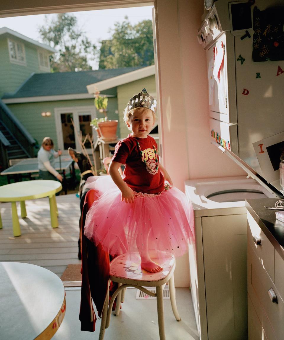 Catherine Opie. Oliver in a Tutu (2004) Courtesy Regen Projects, Los Angeles and Lehmann Maupin, New York, Hong Kong, London, and Seoul, Author provided