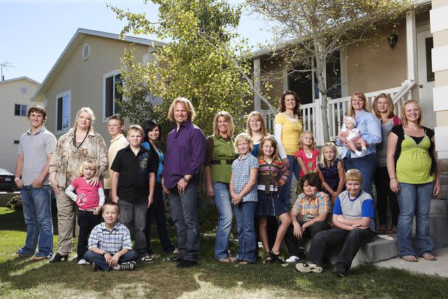 Puddle Monkey Prods/Kobal/Shutterstock (Left to right) Janelle Brown, Kody Brown, Meri Brown, Robyn Brown and Christine Brown with their children