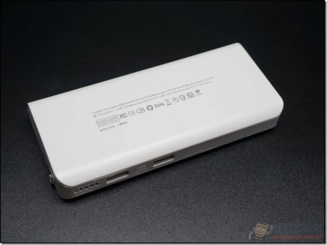 DIFF MP-550 馬卡龍行動電源開箱評測，通過BSMI認證只要 399 元的高C/P值行動電源