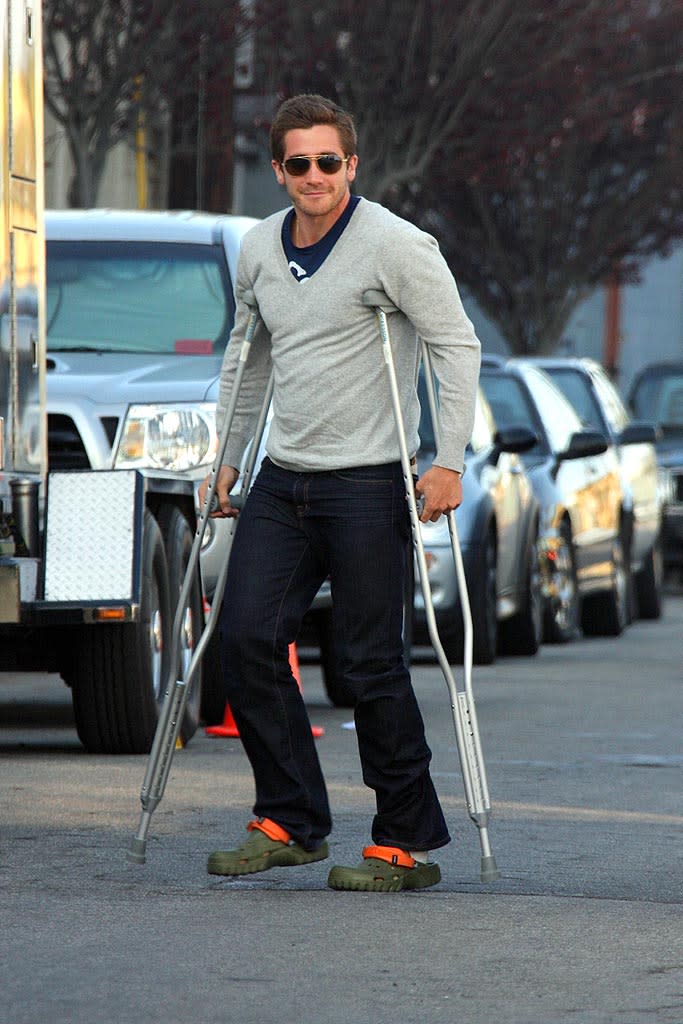 Gyllenhaal Jake Crutches