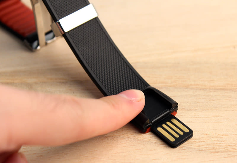 The USB connector is built into the strap, so there's no need for additional charging cables.