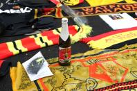 <p>Watford fans turned out in force to pay tribute to their former manager Graham Taylor</p>