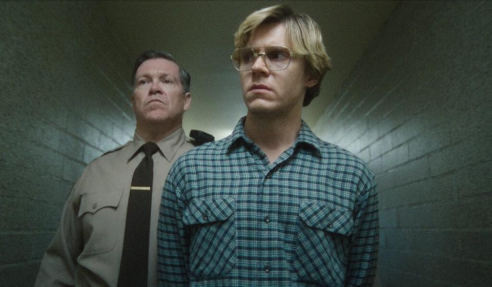 dahmer-evan-peters-image