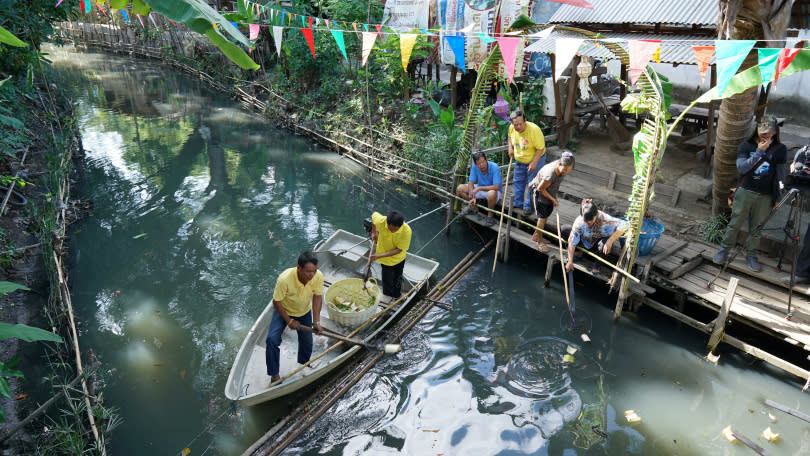 《南國啟示錄》第二集泰國清邁 康幫社區清理運河。（圖／公視）
