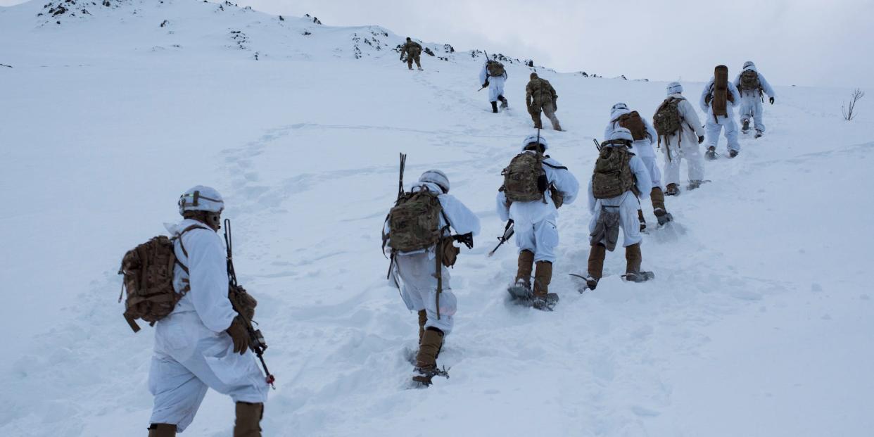 Indian soldiers and US Army paratroopers during Yudh Abhyas in Alaska