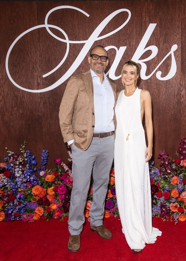 Metrick and Deutch co-hosting a welcome party celebrating Saks Fifth Avenue’s first pop-up shop in Aspen. - Credit: Tiffany Sage/BFA.com