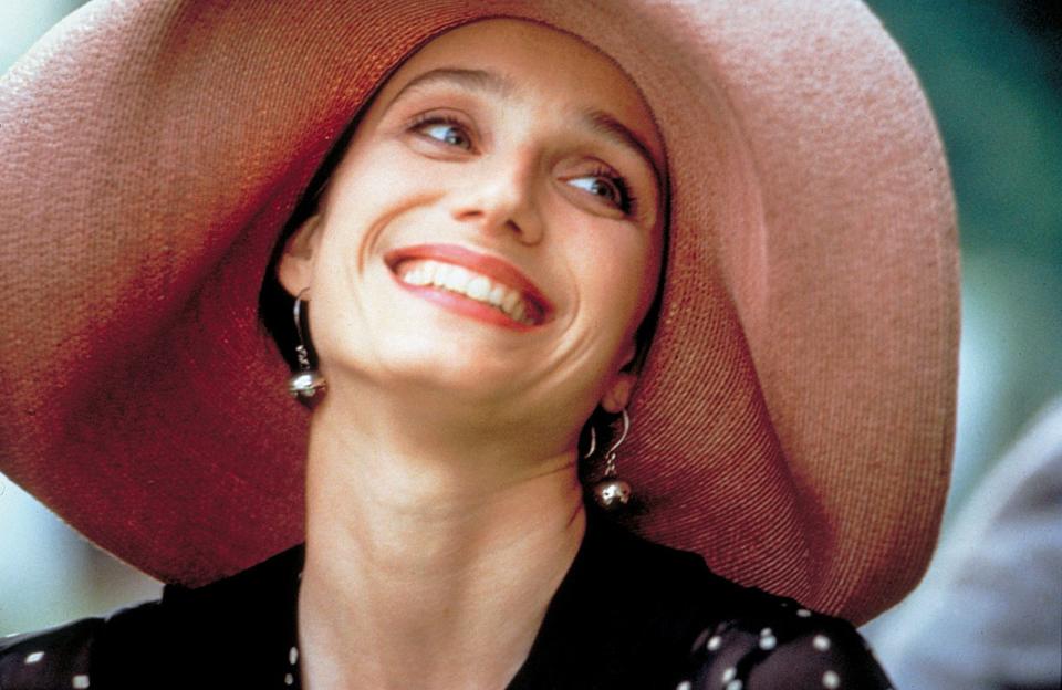 Fiona (Kristin Scott Thomas)