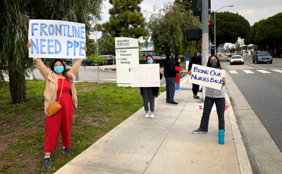 Image: Nurses protest in Santa Monica, Calif. (California Nurses Association / National Nurses United)