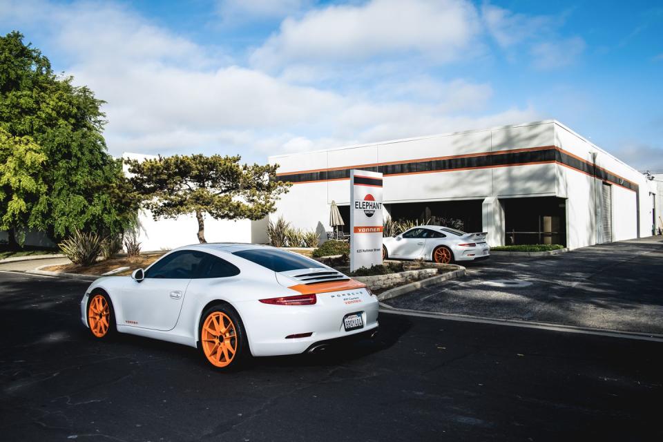 View Photos of the Vonnen Porsche 911 Hybrid