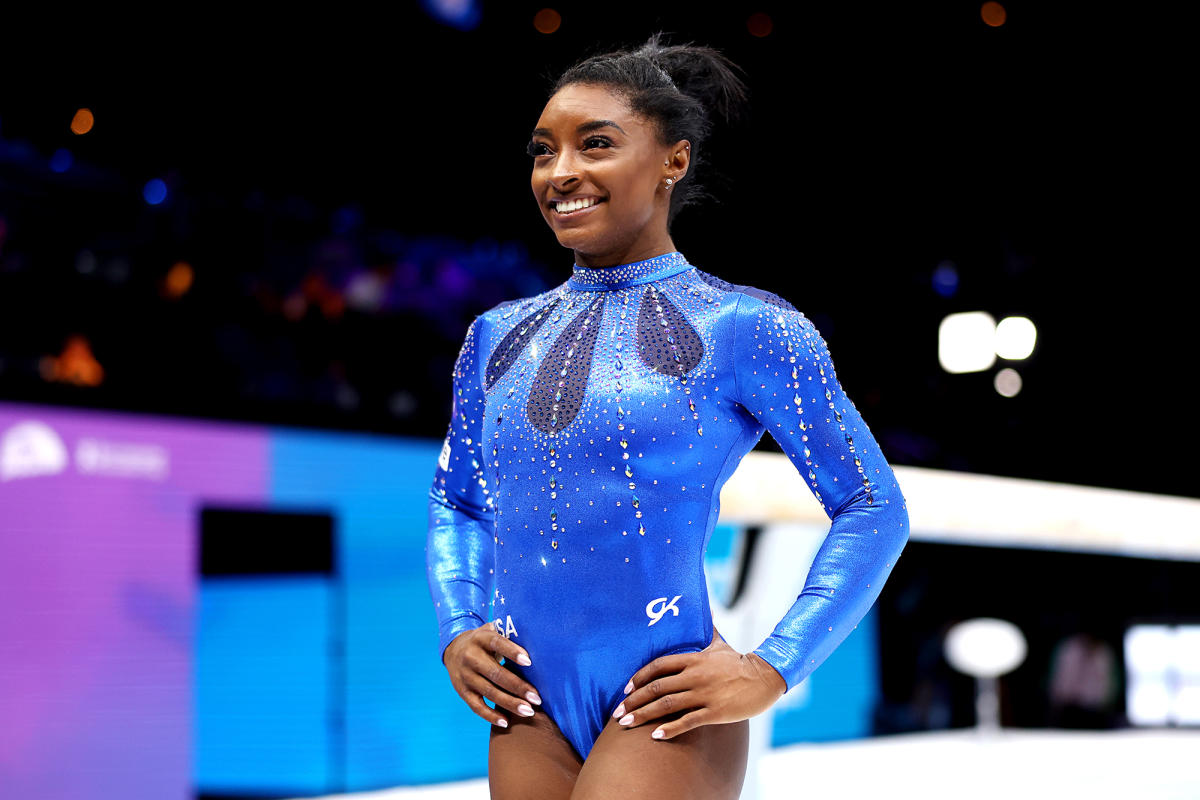 Simone Biles becomes the most decorated gymnast in history - CBS News