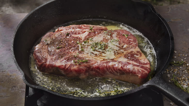 Steak in a cast iron pan