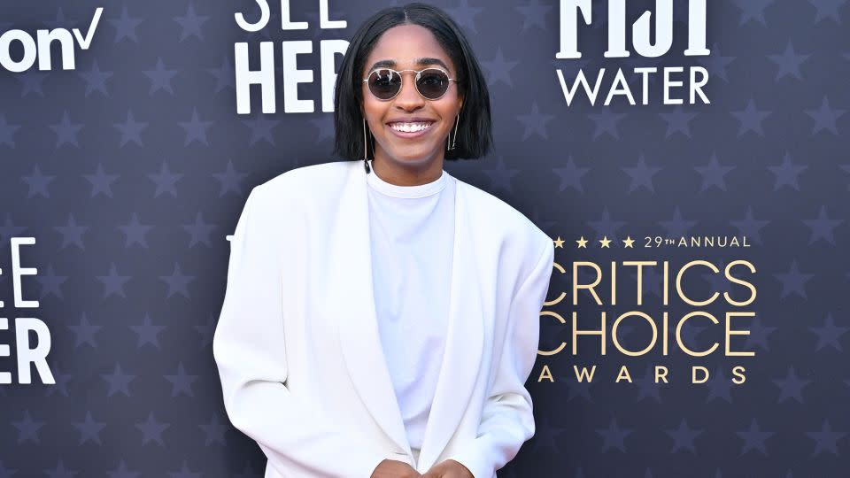 The Critics Choice Awards on January 14, 2024, called for a white suit by The Row. - Axelle/Bauer-Griffin/FilmMagic/Getty Images