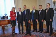 Danish Prime Minister Helle Thorning-Schmidt (L-R), Finnish President Sauli Niinisto, U.S. President Barack Obama, Swedish Prime Minister Fredrik Reinfeldt, Norway Prime Minister Jens Stoltenberg and Iceland Prime Minister Sigmundur David Gunnlaugsson attend a dinner in Stockholm, September 4, 2013. REUTERS/Claudio Bresciani/Scanpix Sweden (SWEDEN - Tags: POLITICS) ATTENTION EDITORS - THIS IMAGE HAS BEEN SUPPLIED BY A THIRD PARTY. IT IS DISTRIBUTED, EXACTLY AS RECEIVED BY REUTERS, AS A SERVICE TO CLIENTS. SWEDEN OUT. NO COMMERCIAL OR EDITORIAL SALES IN SWEDEN. NO COMMERCIAL SALES