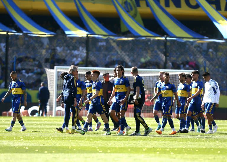 El fastidio de Boca al retirarse de la Bombonera, luego de perder con River 2 a 0