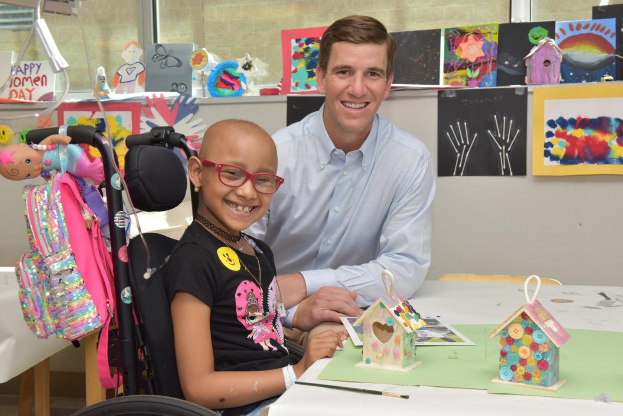 Eli Manning, Tom Coughlin Jay Fun Foundation