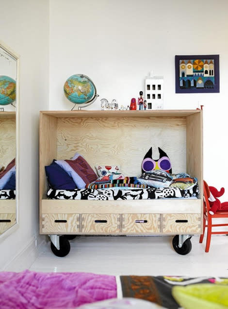 Rolling Cupboard Bed 