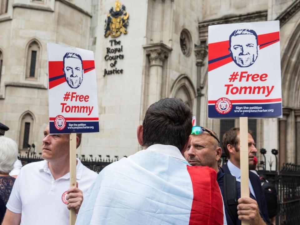 Free Tommy protesters outside the Court of Appeal during a hearing on Tommy Robinson's 13-month prison sentence on 18 July (Alamy)