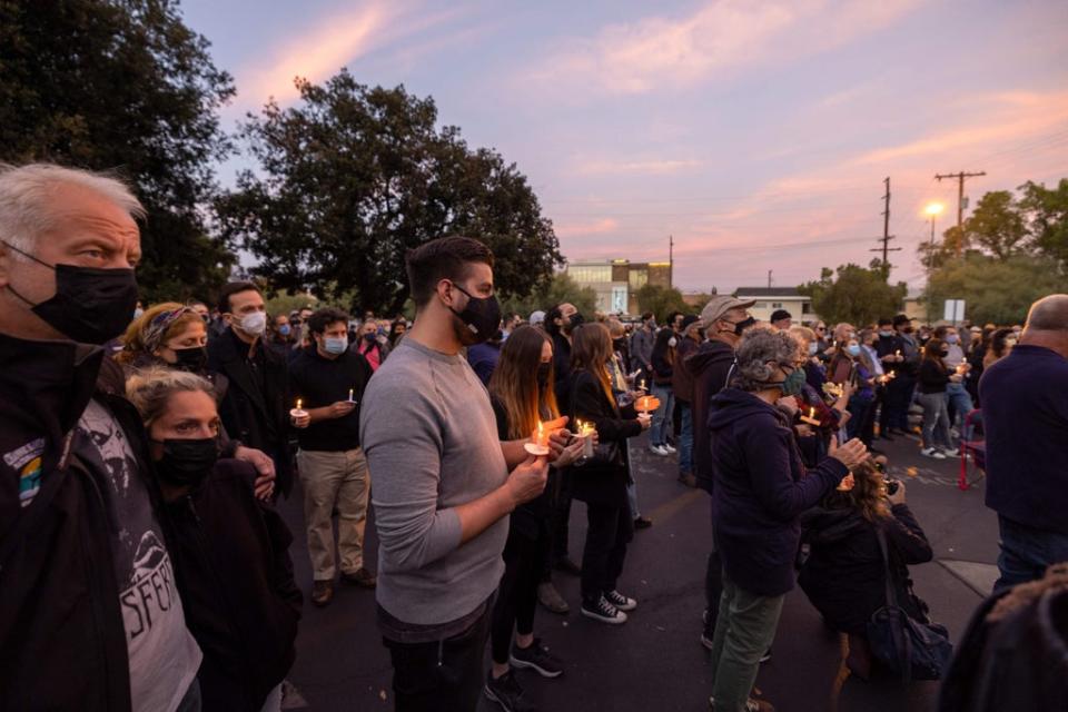 People attend candlelight vigil for cinematographer Halyna Hutchins in Burbank, California (AFP via Getty Images)