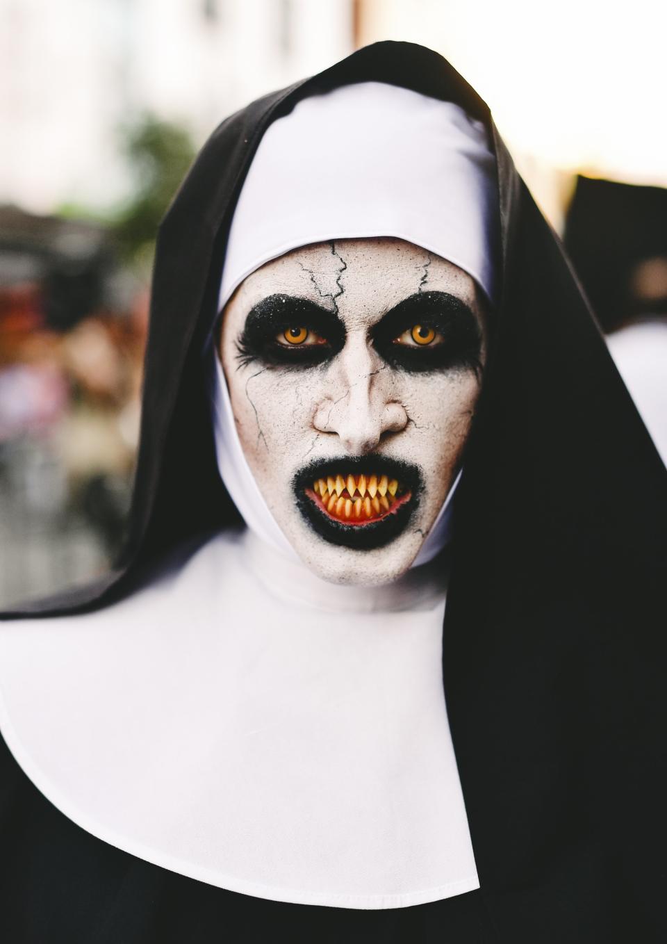 Nun from The Conjuring cosplayer
