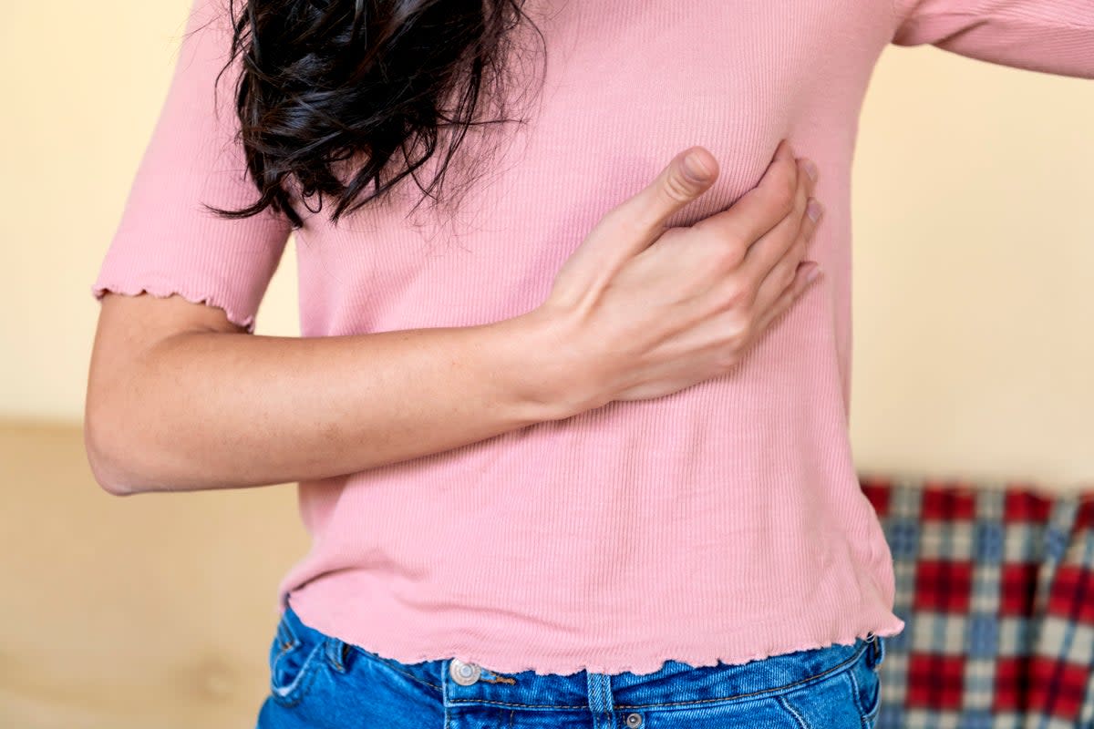 Most women don’t know four crucial symptoms of breast cancer, according to a new survey. (Getty Images/iStockphoto)