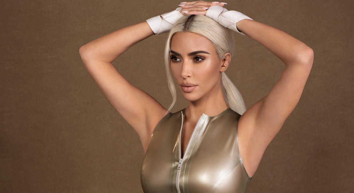 Kim Kardashian Beats By Dre earbuds
