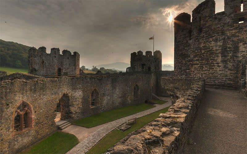 Look out over the battlements and take in the coastal views from the sturdy fortress of <b>Conwy Castle</b> in Wales.