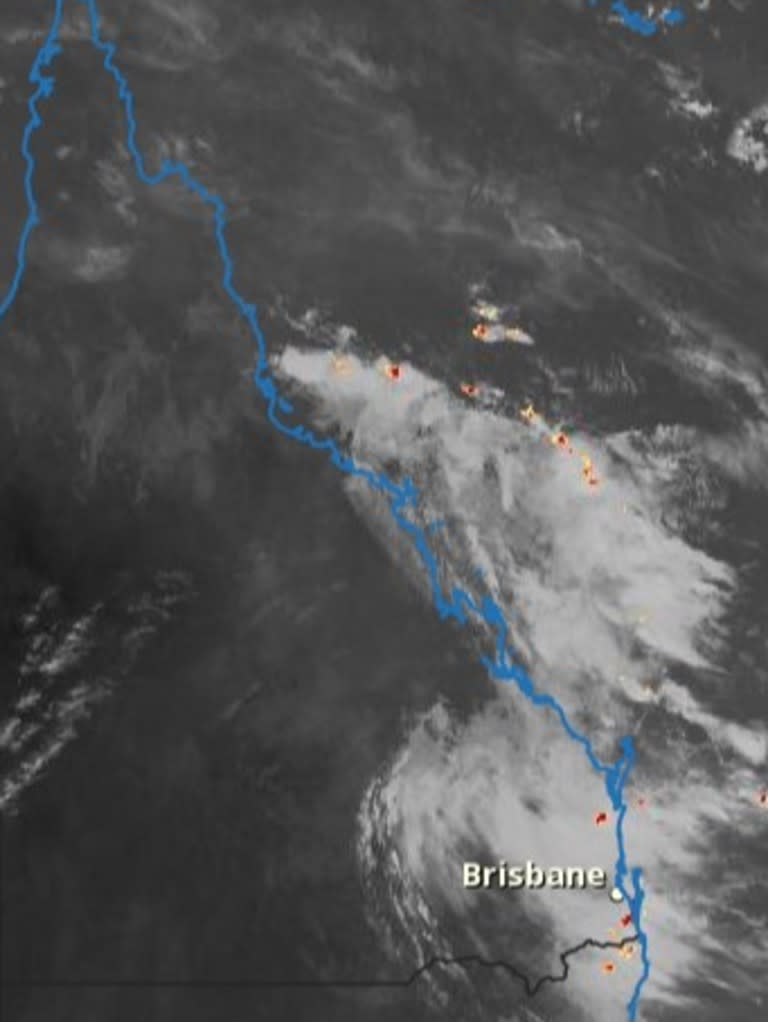 Storm front and lightning sweeps across the Queensland east coast. Photo: Bureau of Meteorology