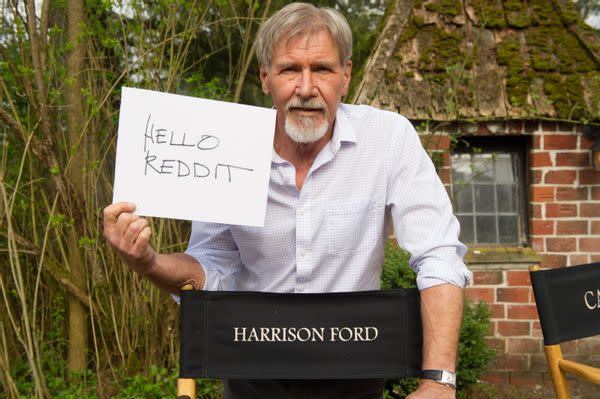 An online post purported Harrison Ford was photographed holding a sign displaying the words I'm the same age as Biden and old guys rock.