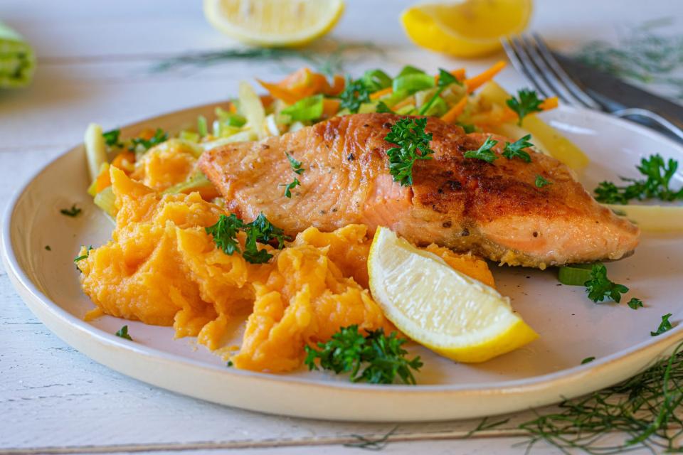 Salmon with mashed potatoes.