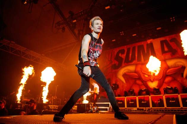 Disbanding,' you say? Sum 41 rockers say they're splitting after new album  and tour