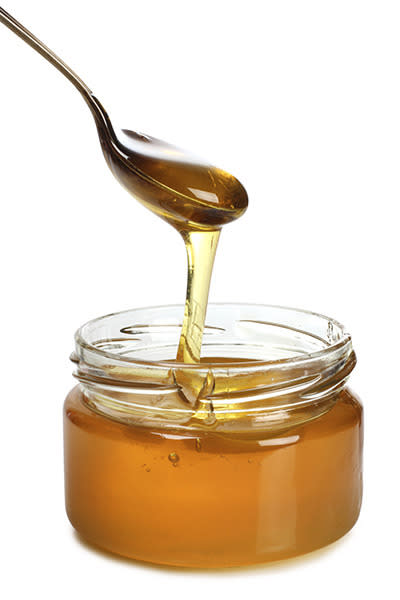 How to stop honey sticking to the spoon