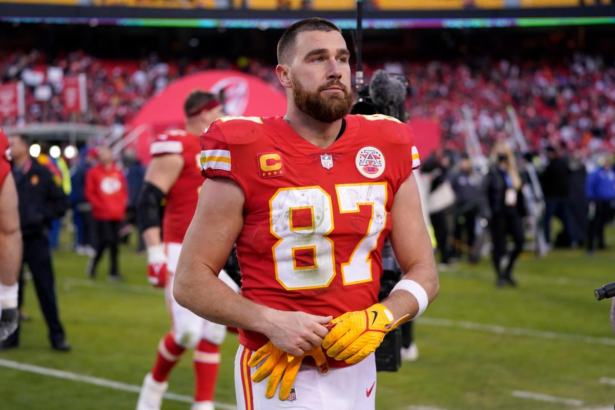 Travis Kelce spotted at this local restaurant before game against Bengals