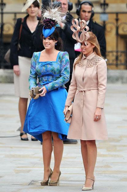 Princesses Beatrice and Eugenie. Grade: D